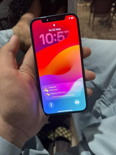 Apple iPhone 12