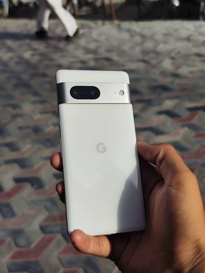 Google Pixel 7 official PTA approved lush condition