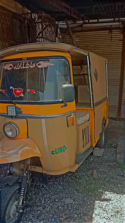 Suzuki Riksha 2021 for Sale – Excellent Condition | Documents Complete