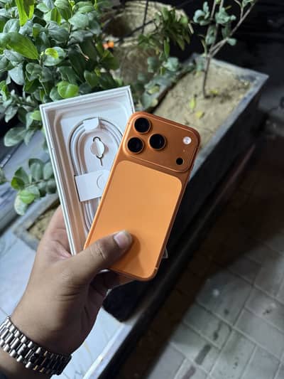 iPhone 17 Pro non Pta 4 months Sim time available