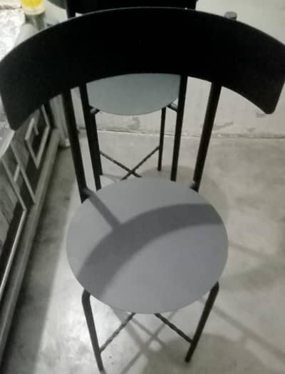 iron chair black paint  heavy quality for sale