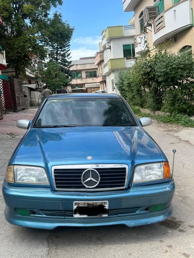 Mercedes 1998/2002 urgent for sale