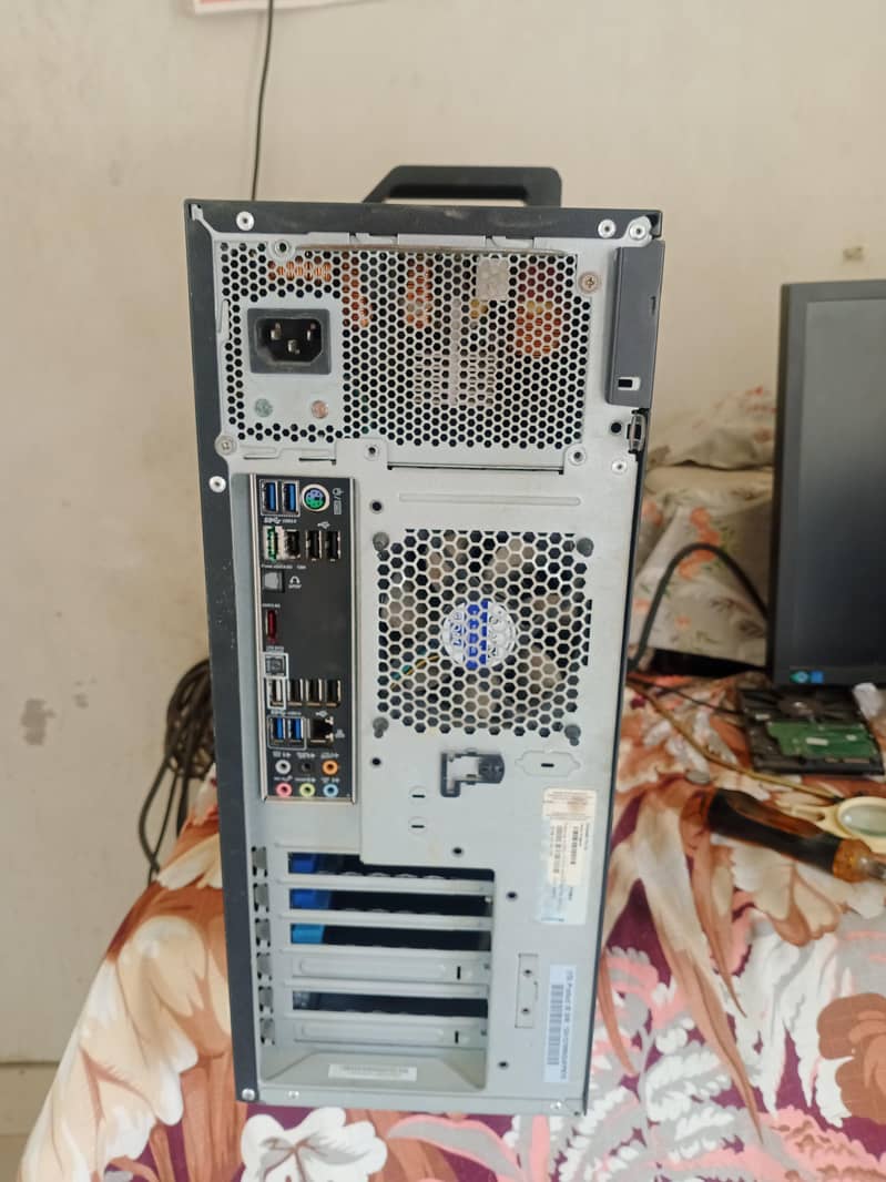 Core i7 Custom Build PC Read Post 1