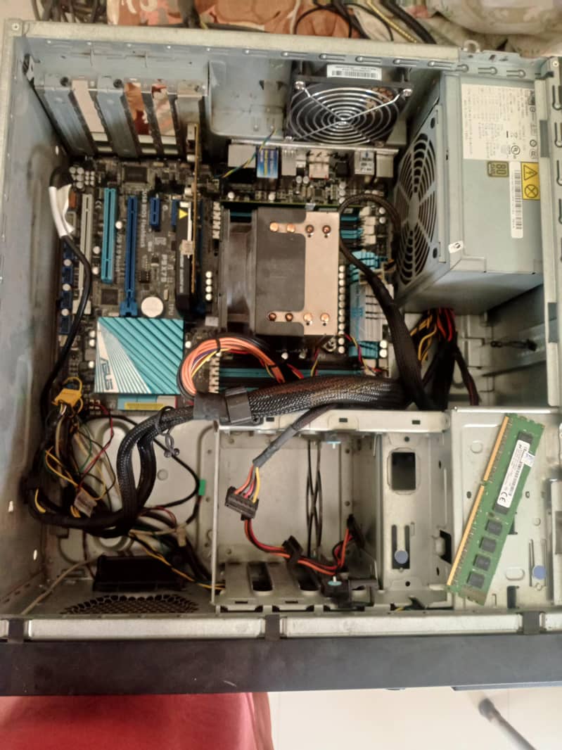 Core i7 Custom Build PC Read Post 4