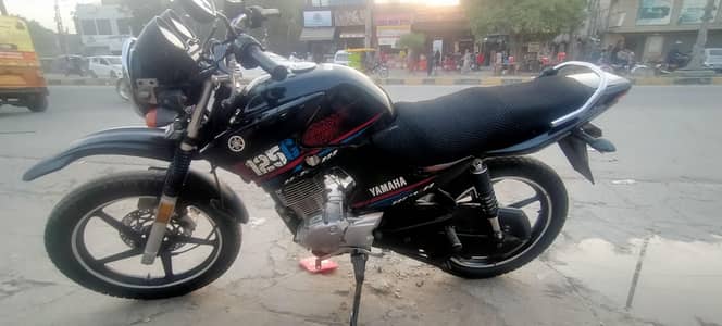 Yamaha YBR125G - Urgent Sale with Free Helmet!