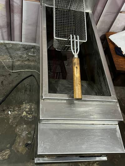 like new used Fryer 16 letr