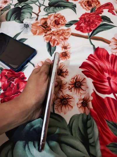 IPHONE 11 PRO 256GB PTA APPROVED