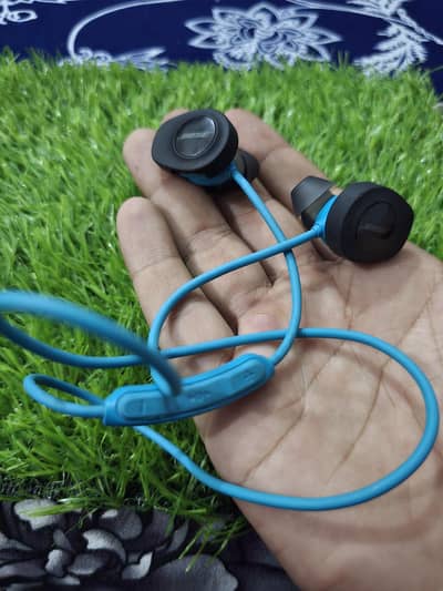bose orignal neckband earphones