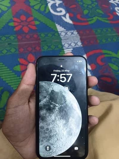 iPhone XR urgent sell