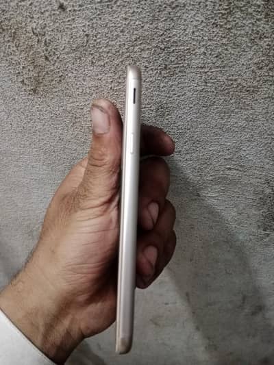 2.16 rame Hy or mobile my yallow line Hy pic my dakh skty ho