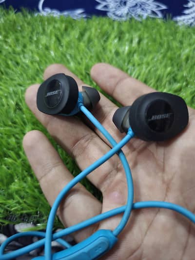 Bose SoundSport Wireless neckband
