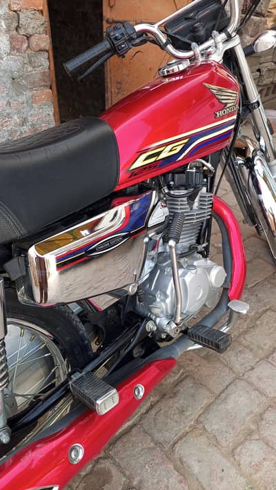 125 spchial edition