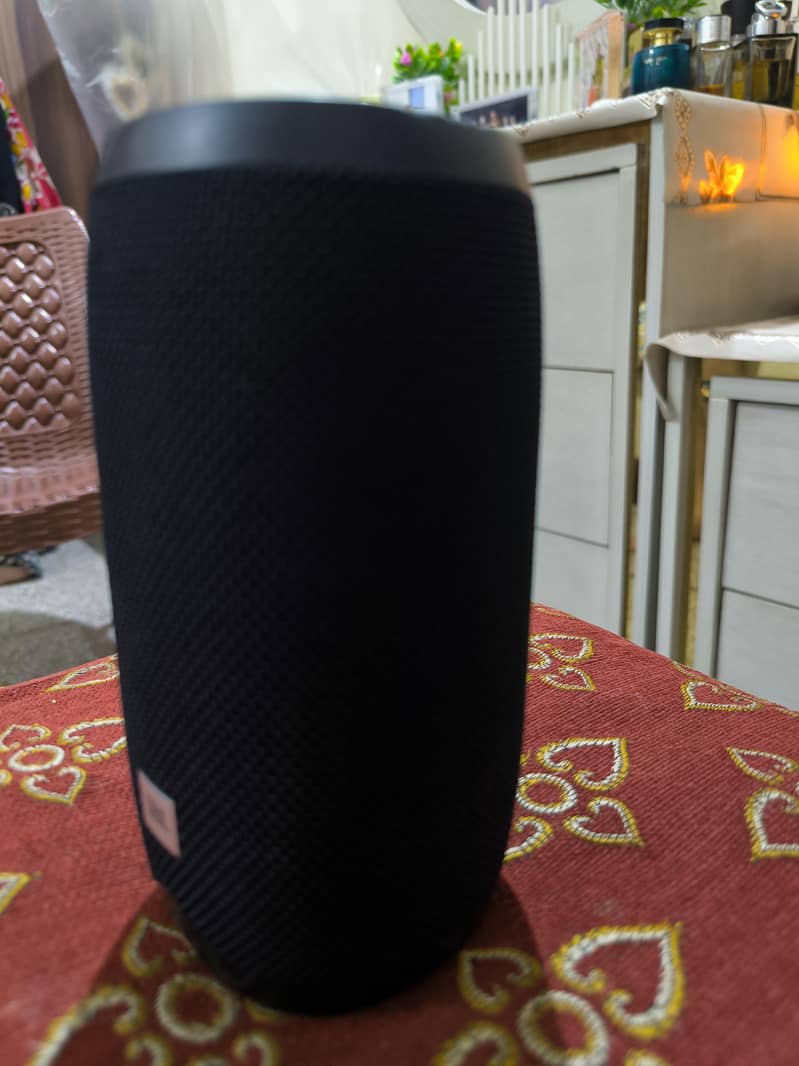 JBL Bluetooth speaker 5
