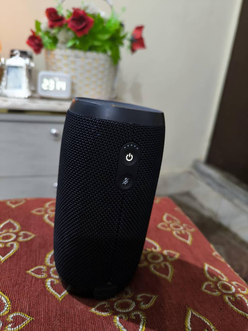 JBL Bluetooth speaker 8