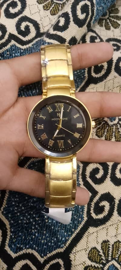 MOON STONE Luxury Gold Black Watch – Premium Stylish Design