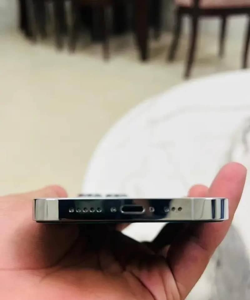 apple14pro 2