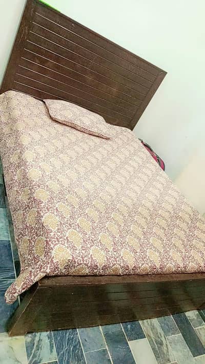 queen size bed for sale
