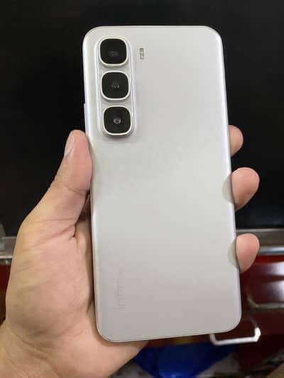 Infinix hot 60 pro plus 8/256 10 month warranty with box charger