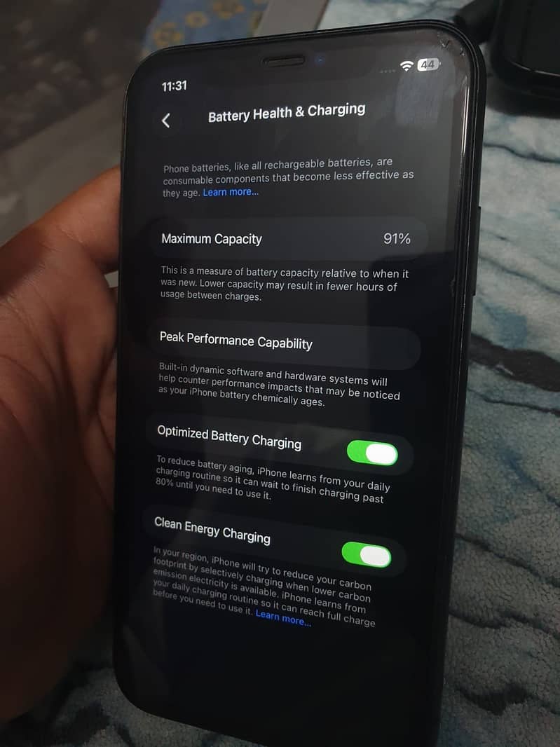 Apple iPhone 11 7