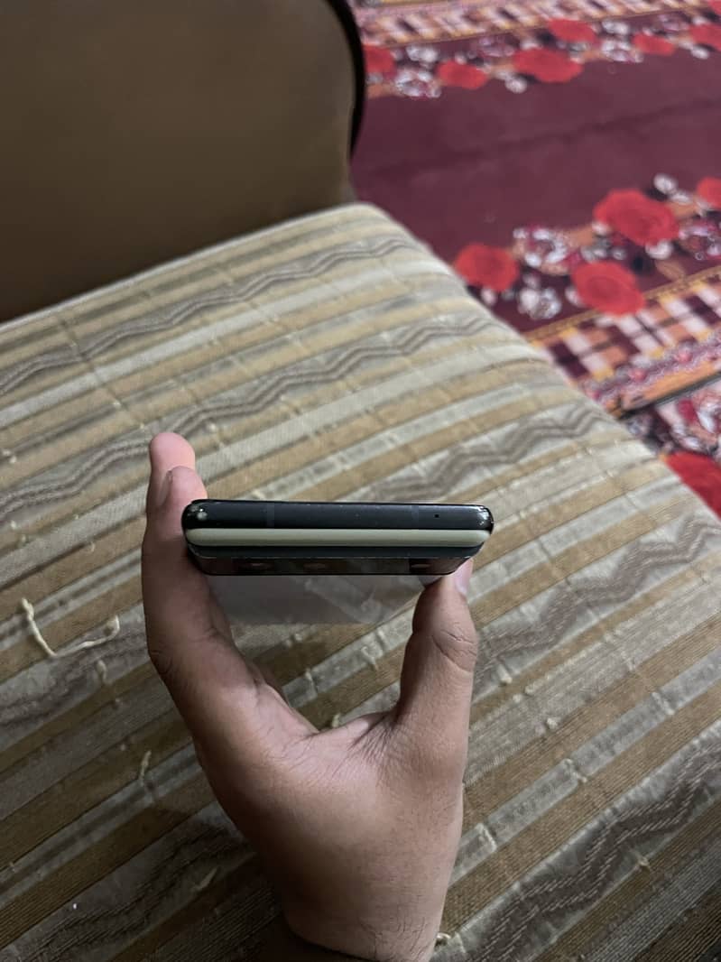 Pixel 6 4