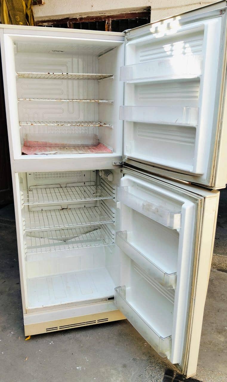 Pel Refrigerator 7