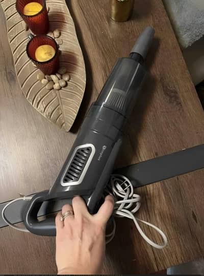 Simplus Vacuum Cleaner 2in1.  Model . M-2202-3. Rated Power 400W.