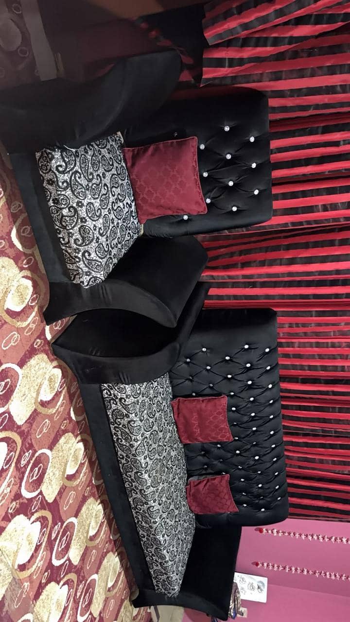 Bed Sofa Dining Table 3