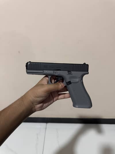 Airsoft Glock 17 Gen 5 American blow back