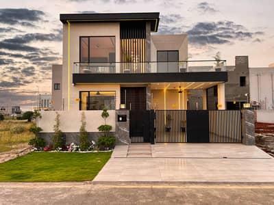 Sophisticated 10 Marla Modern Villa With 5 Beds In DHA Phase 7 Lahore