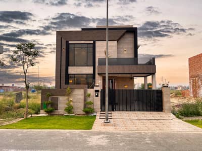 Luxury Redefined Ultra Modern 10 Marla Designer House In DHA Phase 6 Lahore