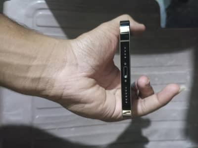 iphone 12 pro max 10/10 condition