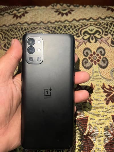 One Plus 9R