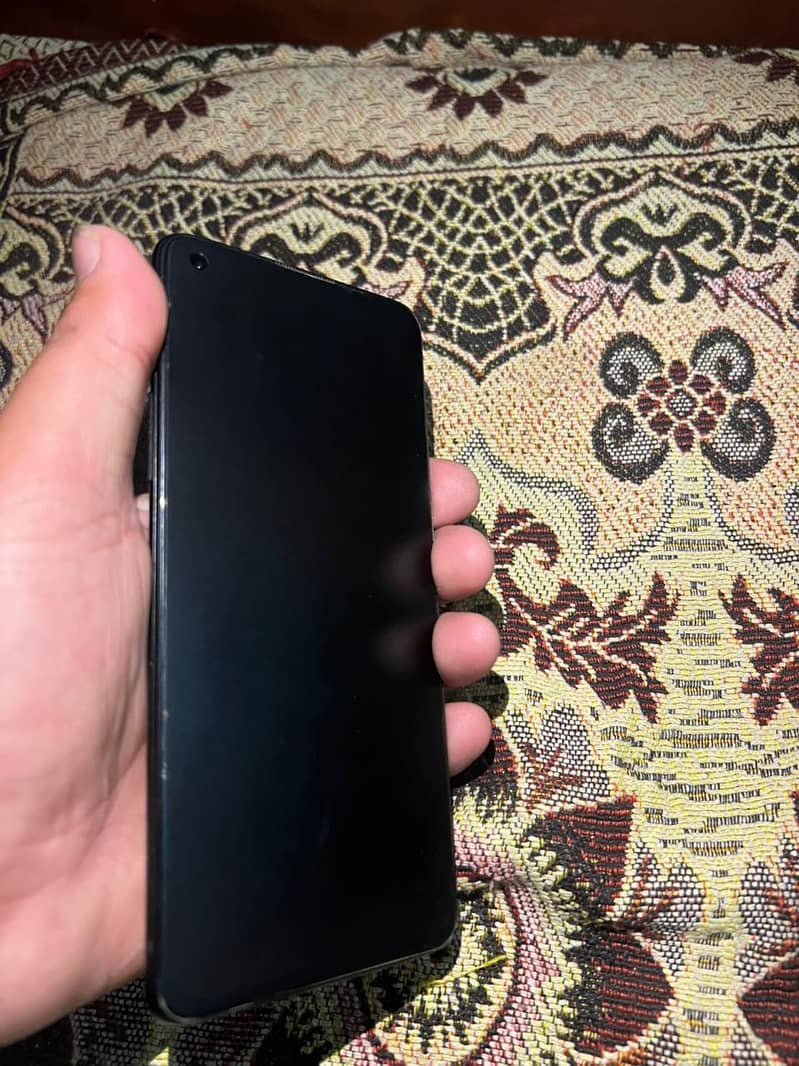 One Plus 9R 1