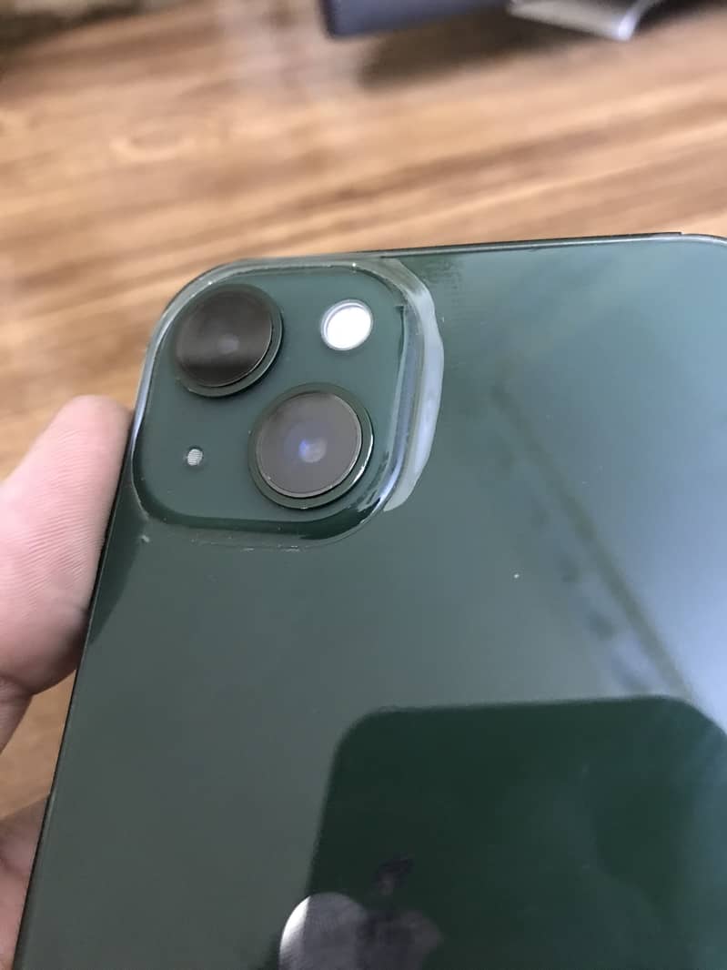 IPHONE (13) 4