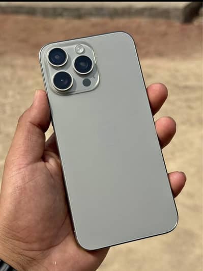 15 pro max 1024 GB