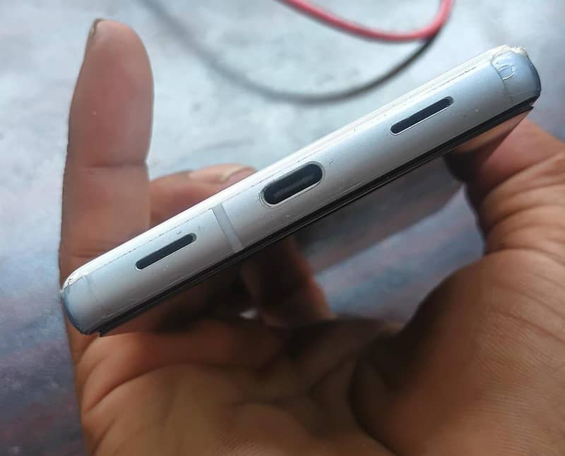 google pixel 7a 3