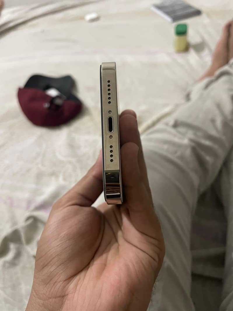 iphone 14 pro max 3