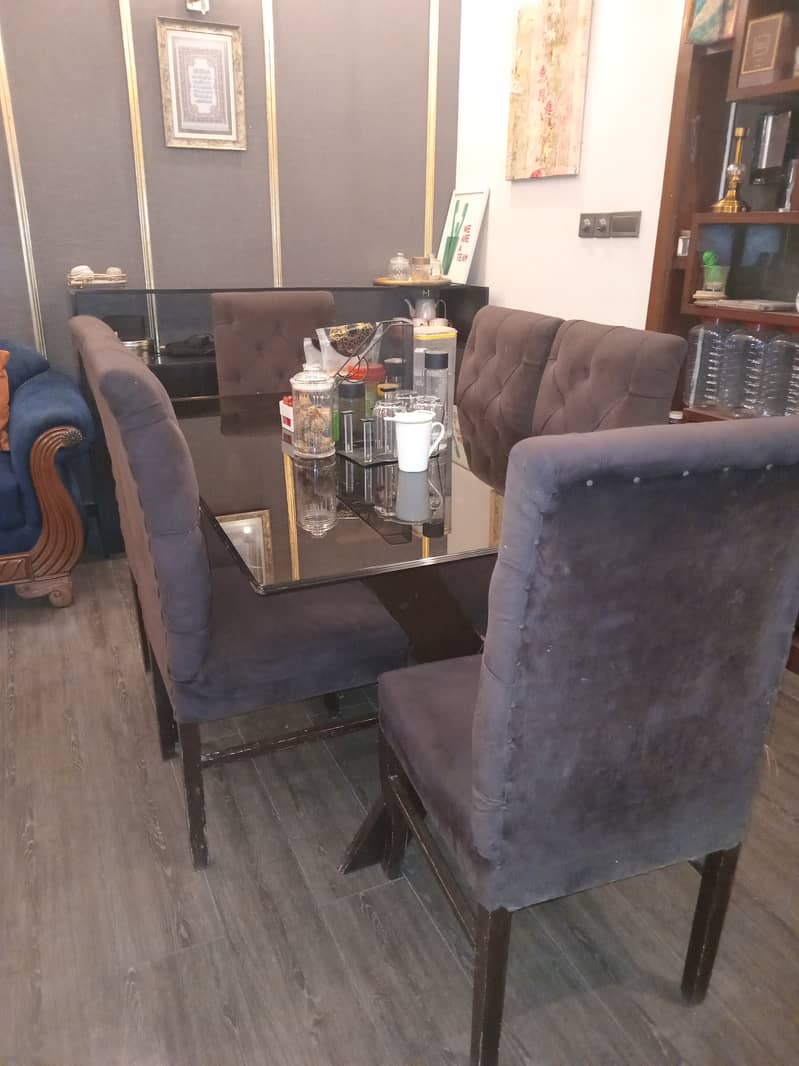 Six chairs dining table 1