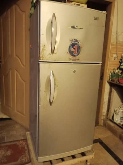 Hair Fridge Medium Size New Condition