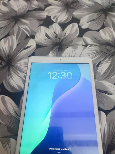 Ipad 8gen 32gb wifi for sale