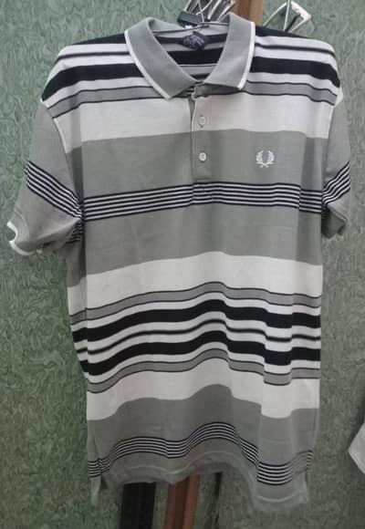 Men,s brand tshirt Large size .