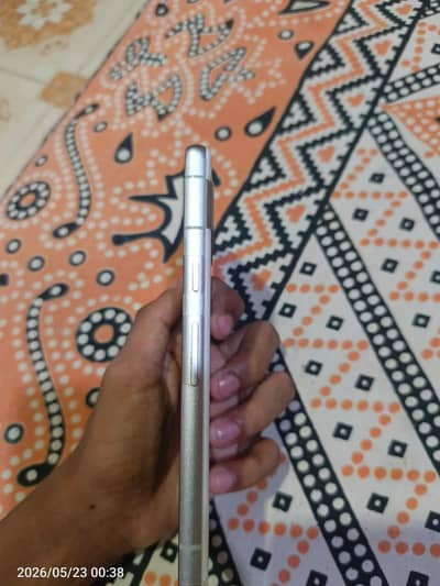 EVERYTHING THING OK  10/10 CONDITION SINGLE SIM SLOT 3 MONTHS USE