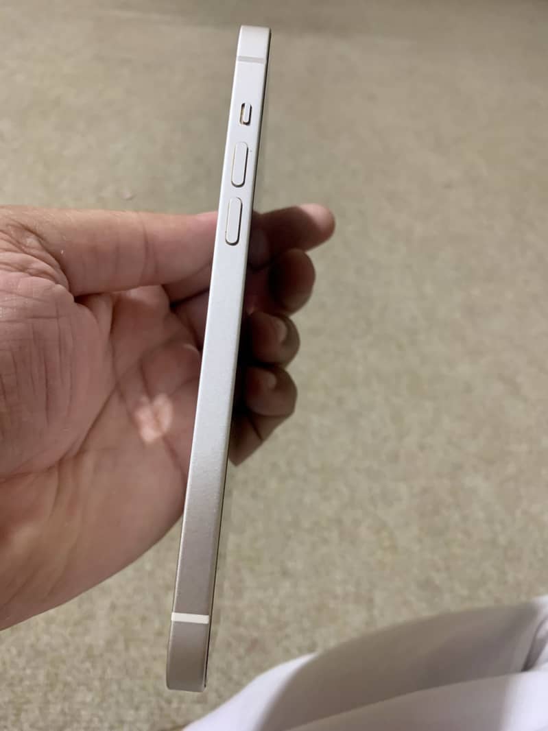 iPhone 14 Plus 10/10 condition 3