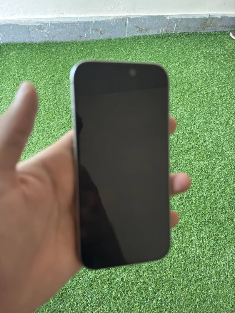 Iphone 16 pro 5