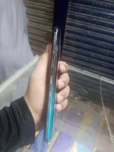 Tecno spark 6go 4/64