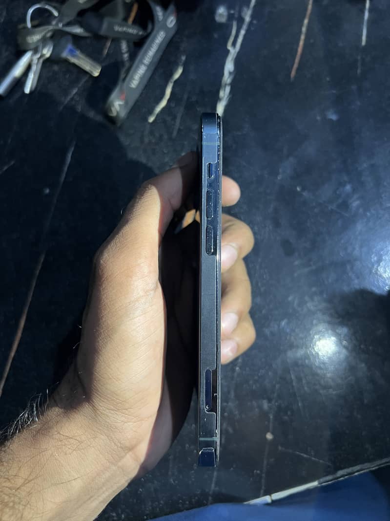 Iphone 12 pro 2