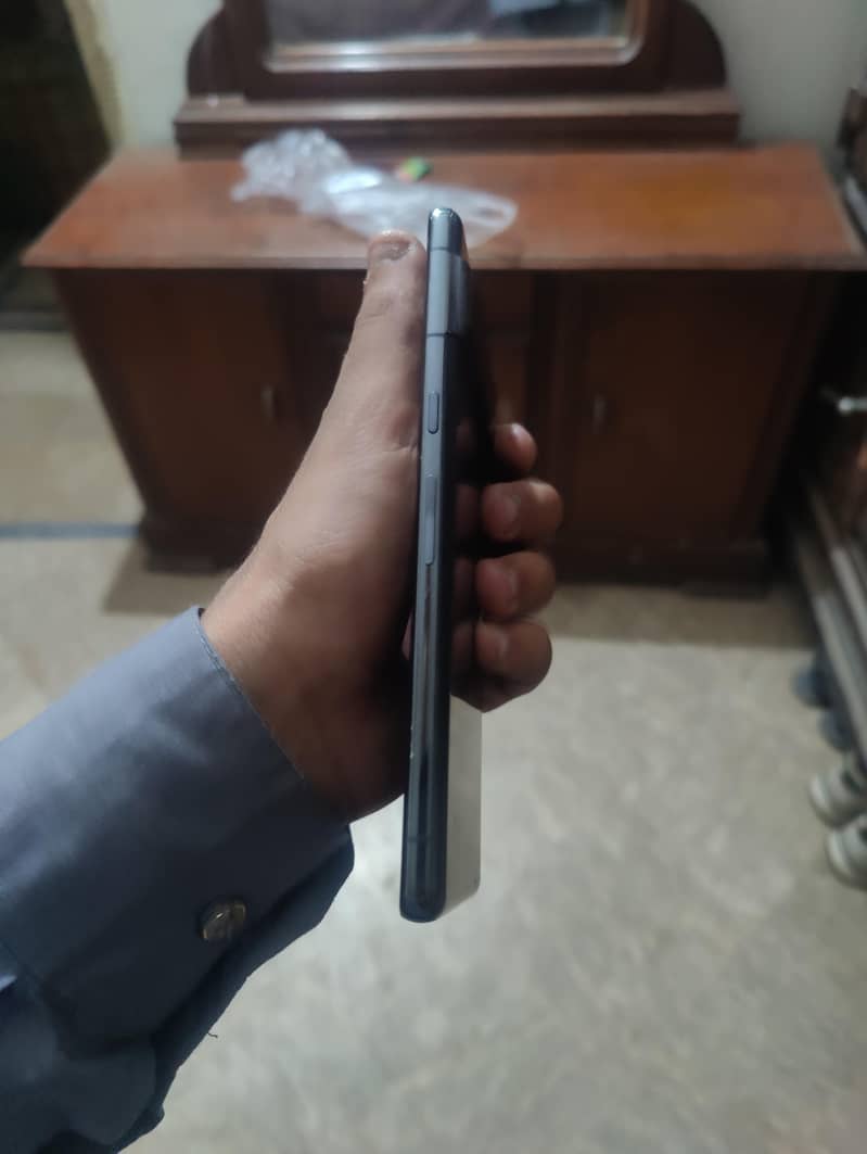 Google pixel 7 pro 4