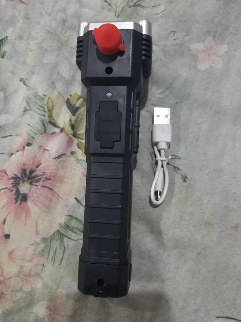 Imported chargeable torch 4