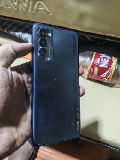 Tecno Camon 18P