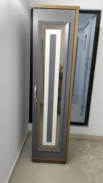 Complete Bedroom furniture set for urgent sale